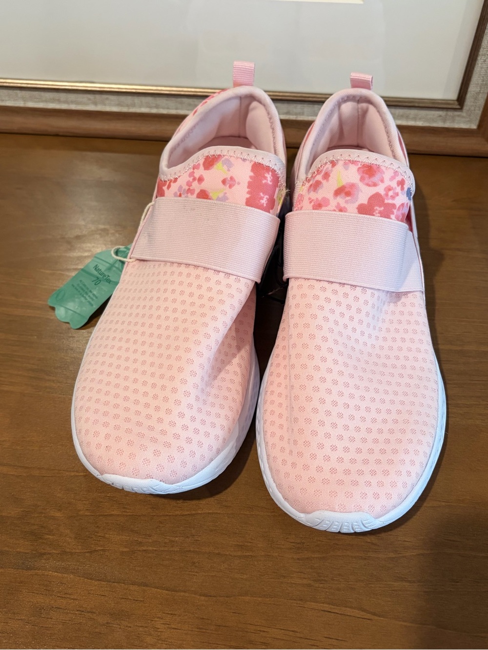 NWT Freely Pink Floral Slip On Sneakers - Youth 6 / Women's 8 - Picture 3 of 5